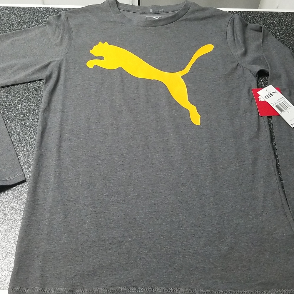 Boys puma tshirt  XL 18-20